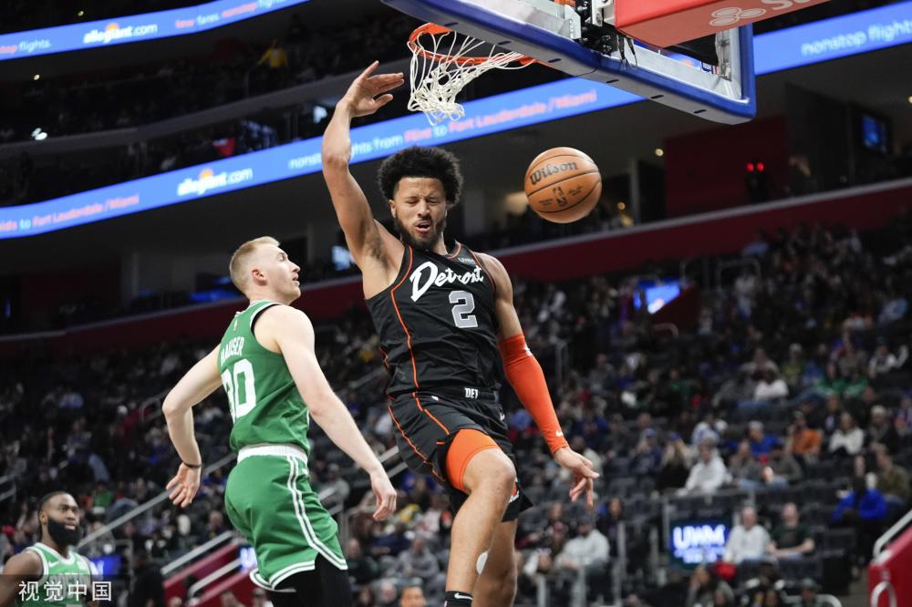 她逐渐追回 她逐渐追回