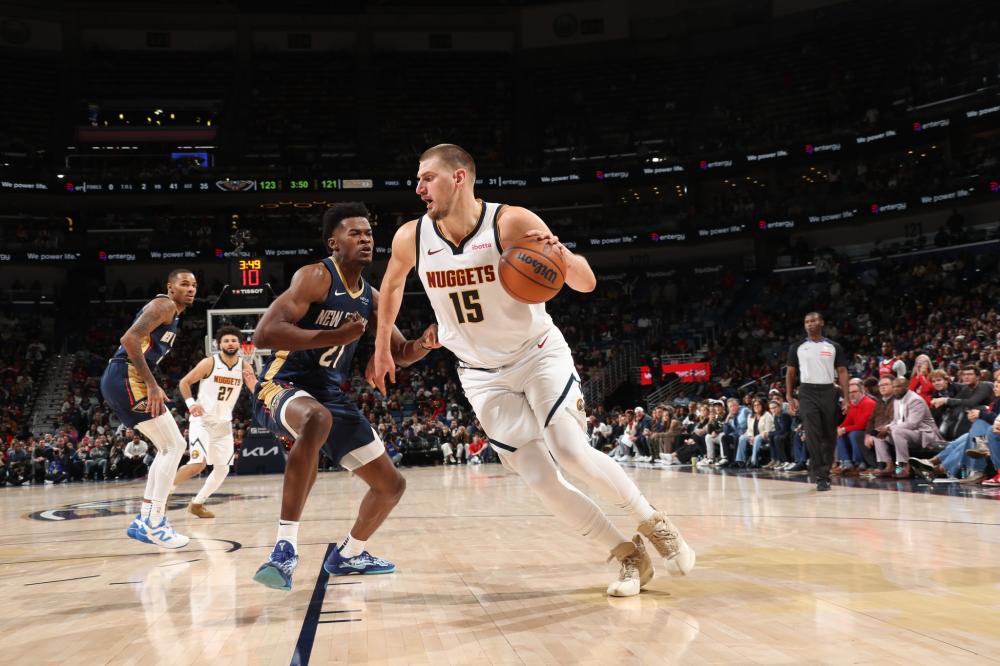 用她炫目的 用她炫目的