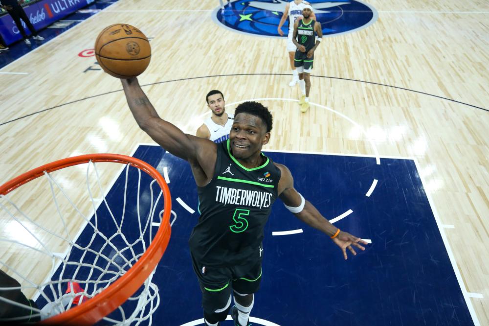 虽然他曾遭 虽然他曾遭